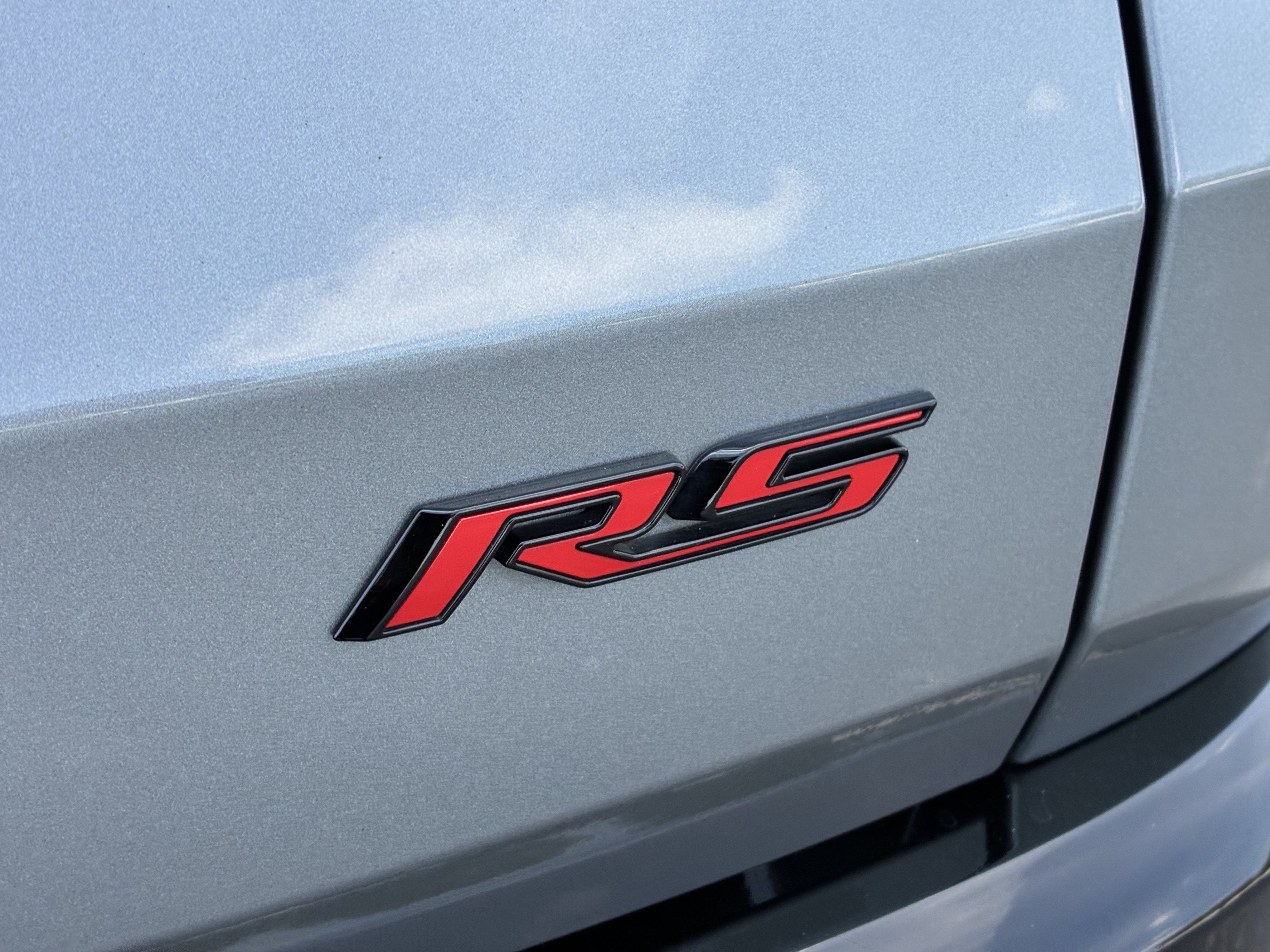 Used 2024 Chevrolet Traverse RS FWD image 12