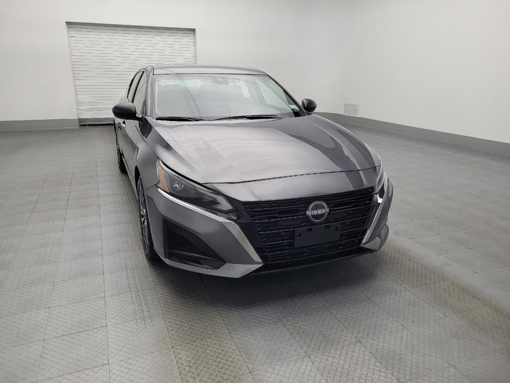Used 2024 Nissan Altima 2.5 SV image 14
