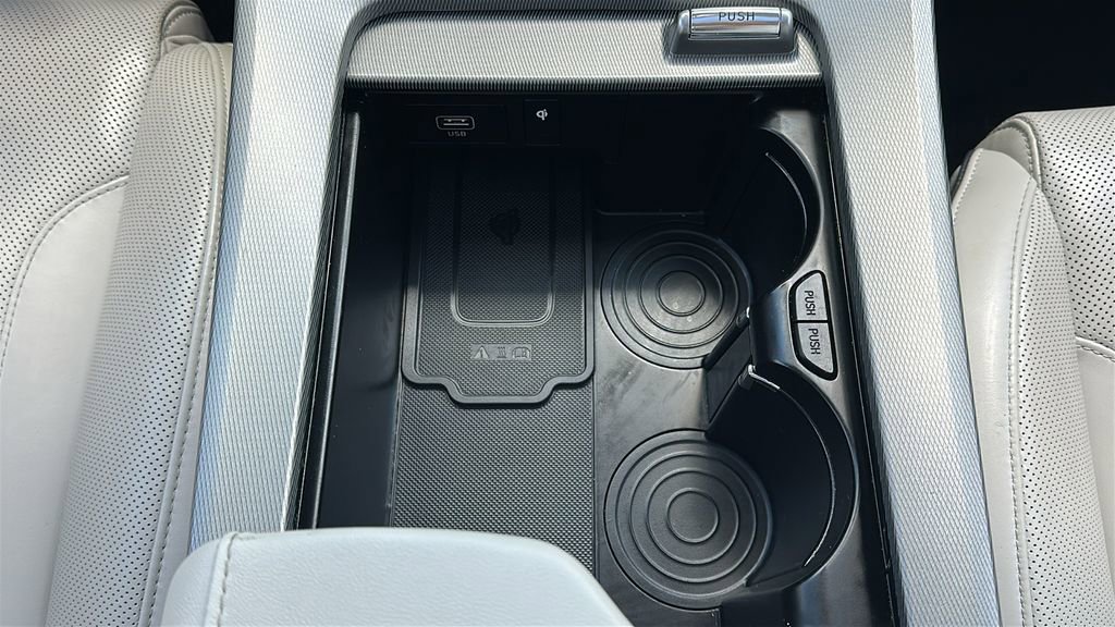 Used 2022 Hyundai Palisade Calligraphy w/ Cargo Package image 28