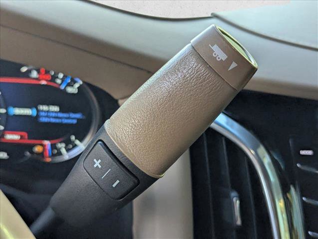 Used 2019 Cadillac Escalade Platinum AWD/4WD image 19