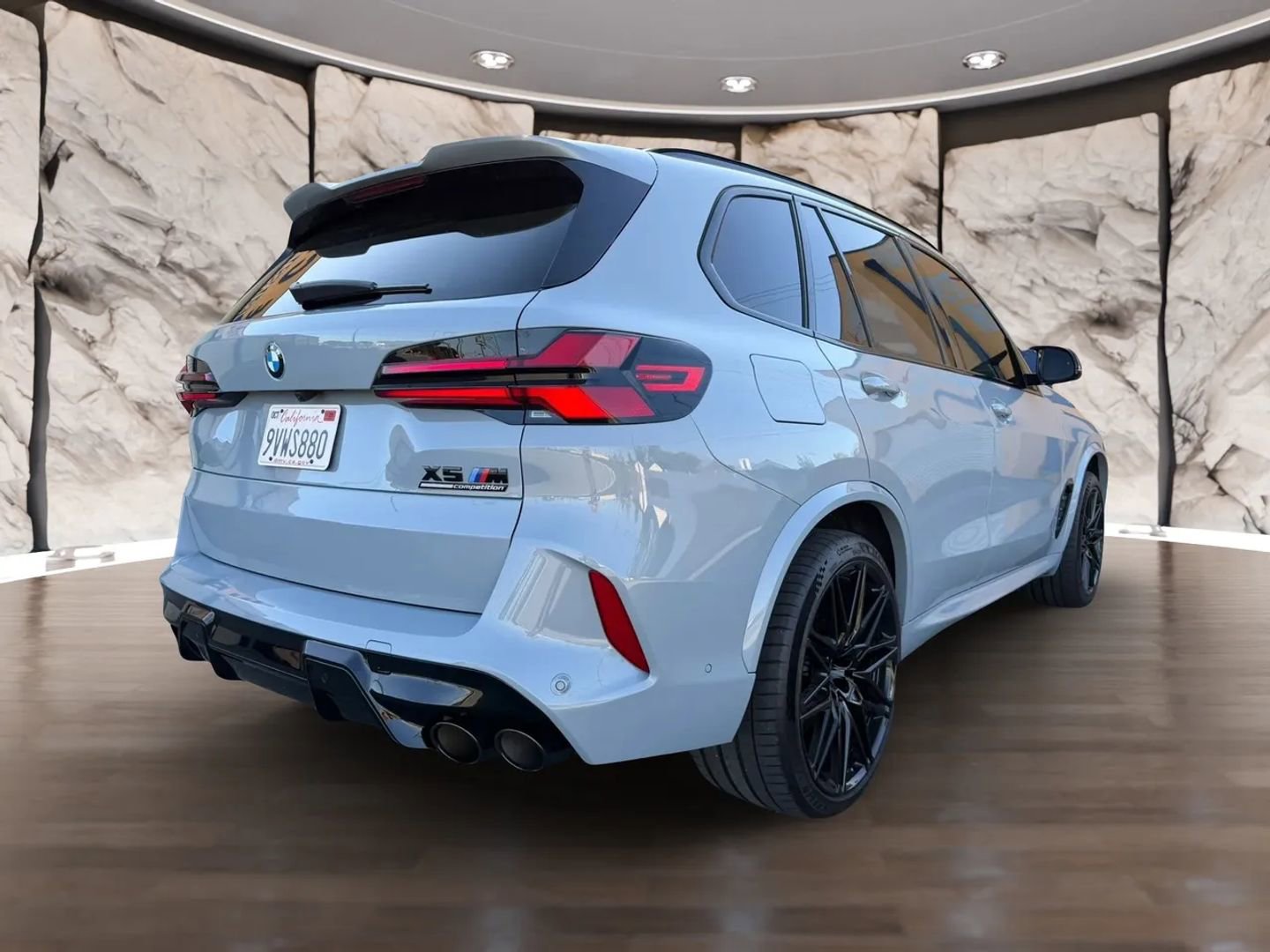 Used 2026 BMW X5 M Competition w/ Executive Package AWD/4WD image 6