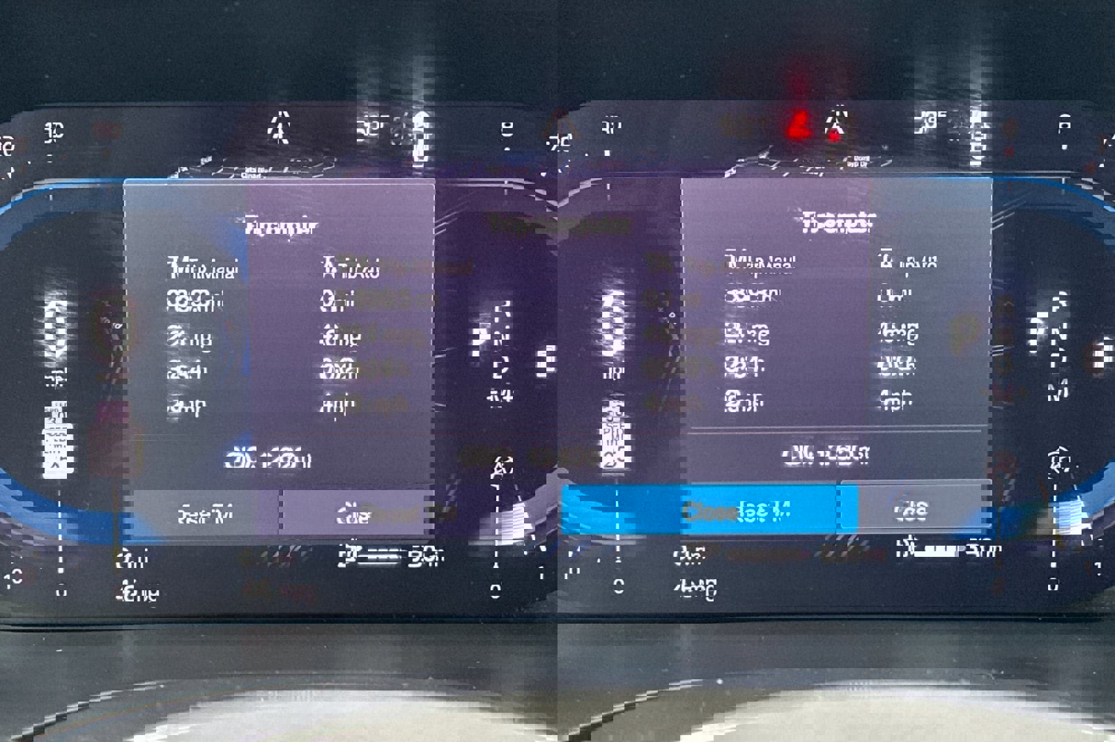 Certified 2024 Volvo XC60 B5 Ultimate w/ Protection Package Premier image 28