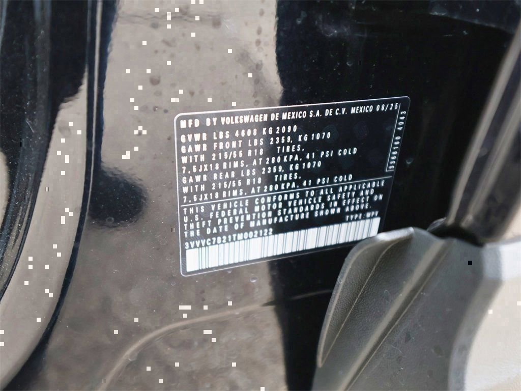 New 2026 Volkswagen Taos SE image 29