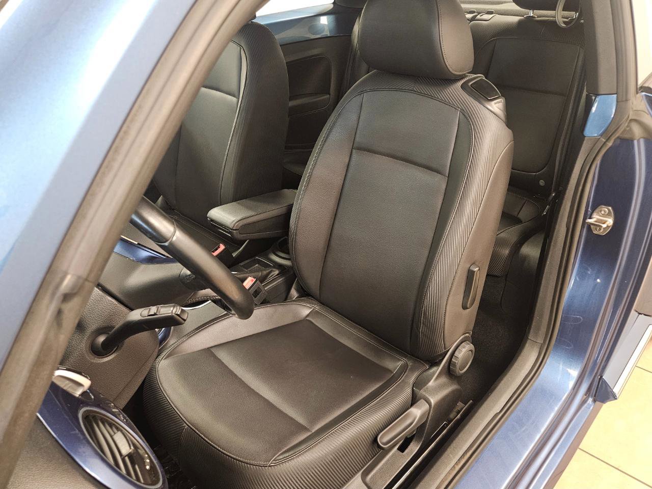 Used 2017 Volkswagen Beetle 1.8T SE FWD image 9