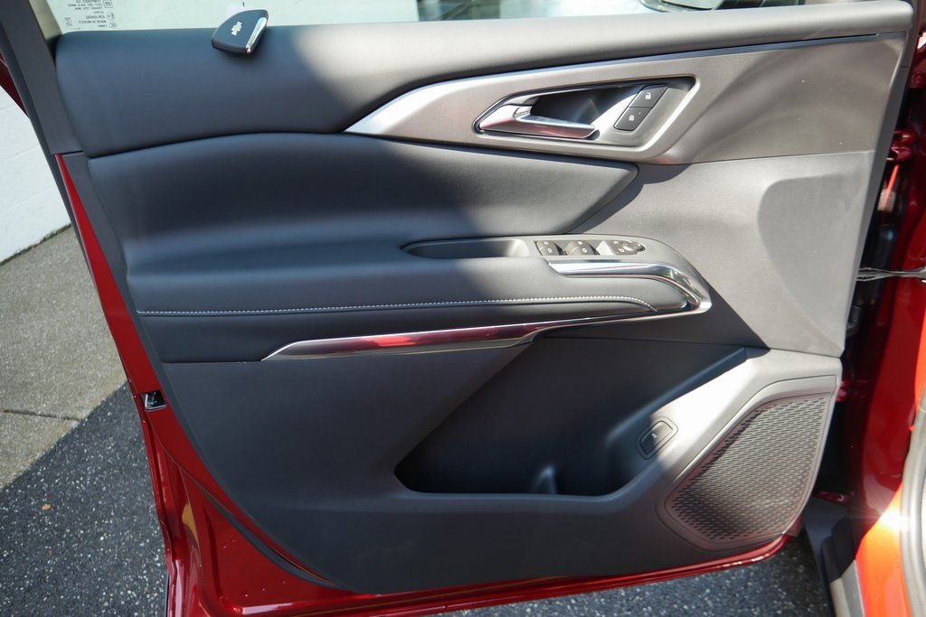 New 2026 Chevrolet Traverse LT w/ LPO, Floor Liner Package image 28