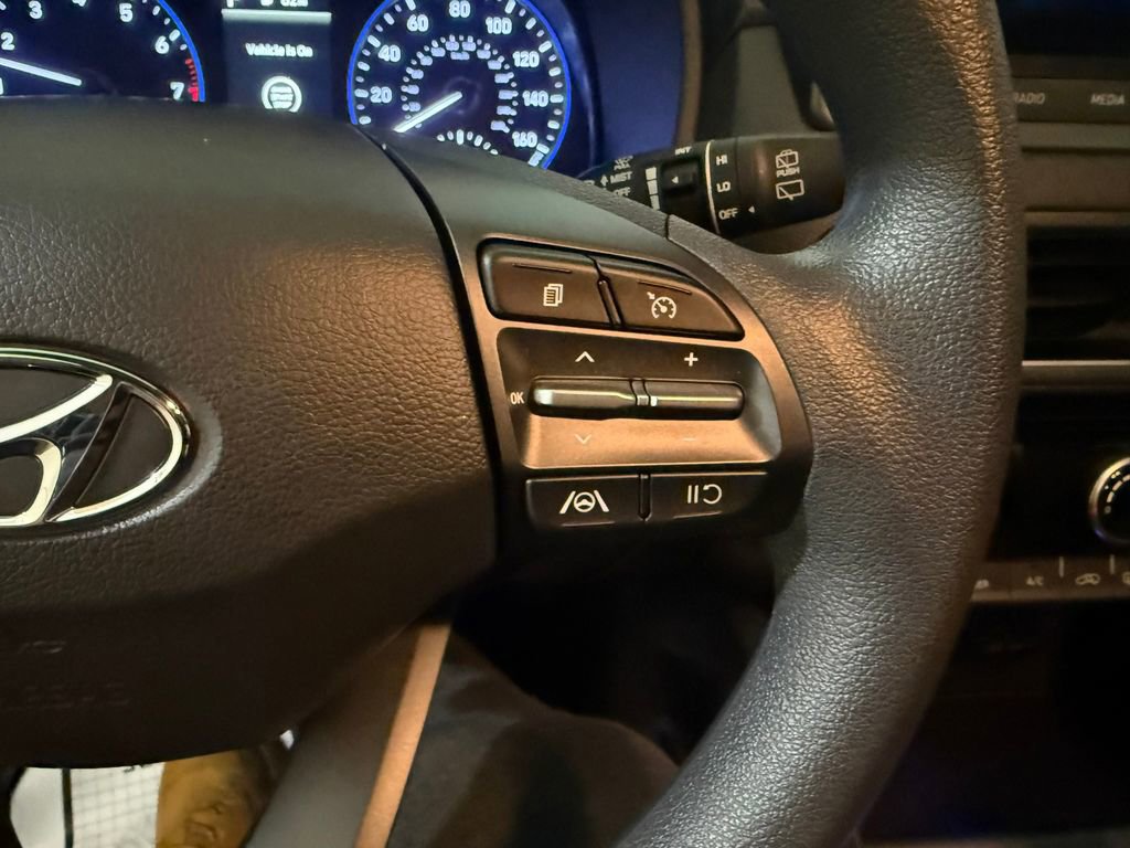 Certified 2022 Hyundai Kona SEL image 34