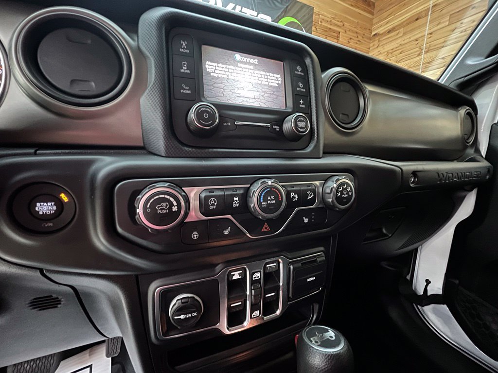 Used 2019 Jeep Wrangler Unlimited Sport S AWD/4WD image 29
