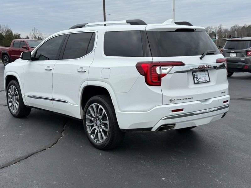 Used 2023 GMC Acadia Denali image 6