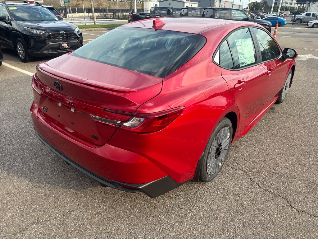 New 2026 Toyota Camry SE AWD/4WD image 7