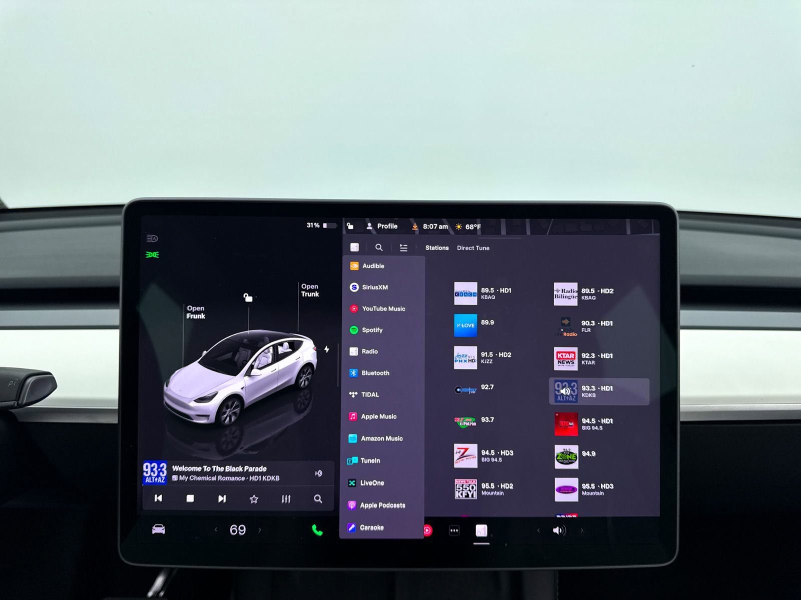 Used 2022 Tesla Model Y Long Range image 35