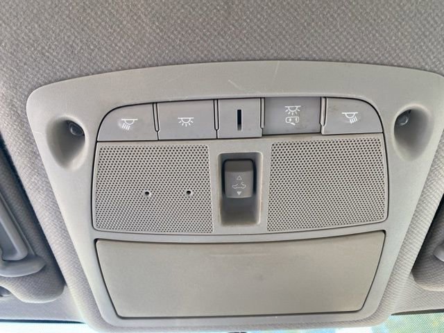 Used 2013 Nissan Sentra SL w/ Premium Pkg FWD image 17