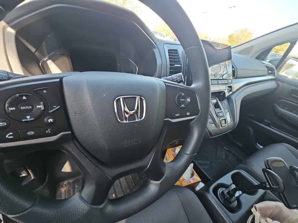 Used 2019 Honda Odyssey EX image 7