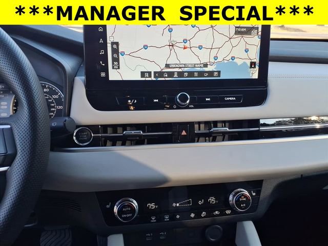 Used 2025 Mitsubishi Outlander SE image 15