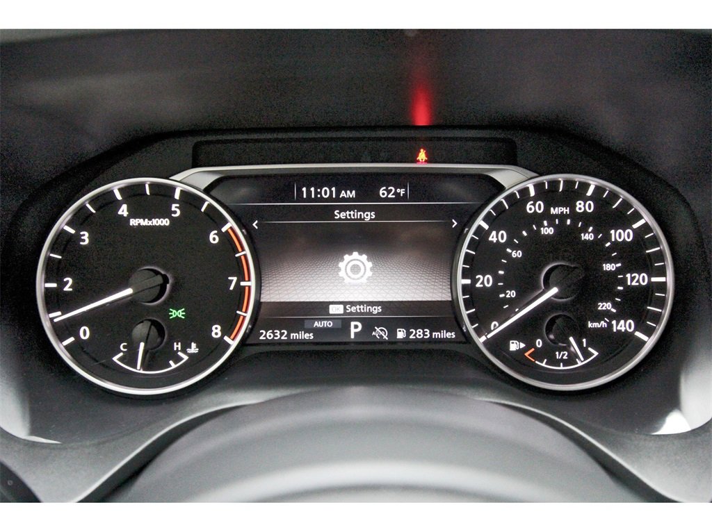 Used 2024 Nissan Rogue S image 12