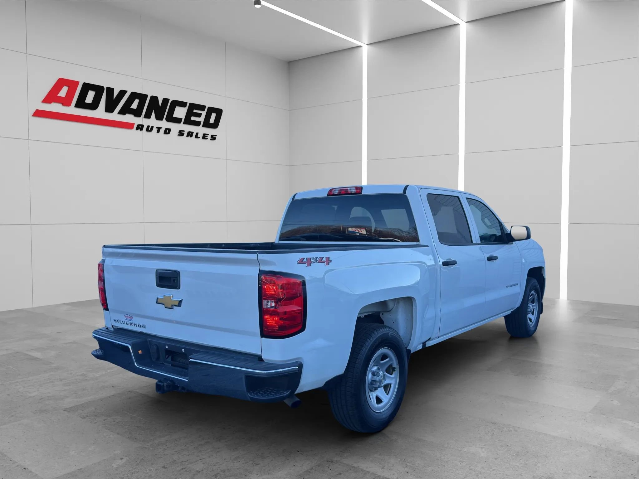 Used 2018 Chevrolet Silverado 1500 W/T w/ WT Convenience Package AWD/4WD image 6