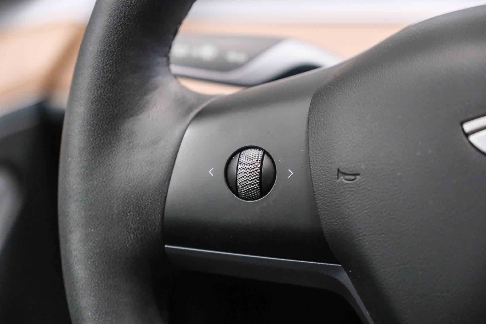 Used 2022 Tesla Model 3 Long Range AWD/4WD image 20