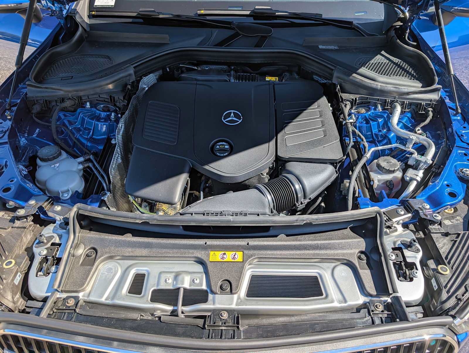 New 2027 Mercedes-Benz GLC 300 4MATIC image 11
