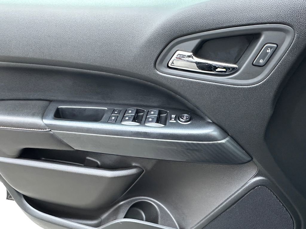 Used 2021 GMC Canyon AT4 w/ Driver Alert Package image 11