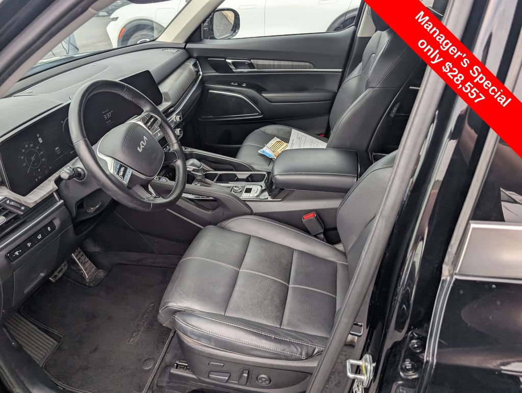 Used 2023 Kia Telluride SX AWD/4WD image 13