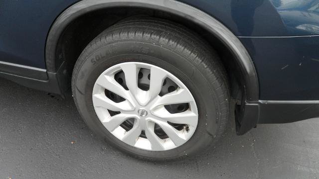 Used 2015 Nissan Rogue S AWD/4WD image 6