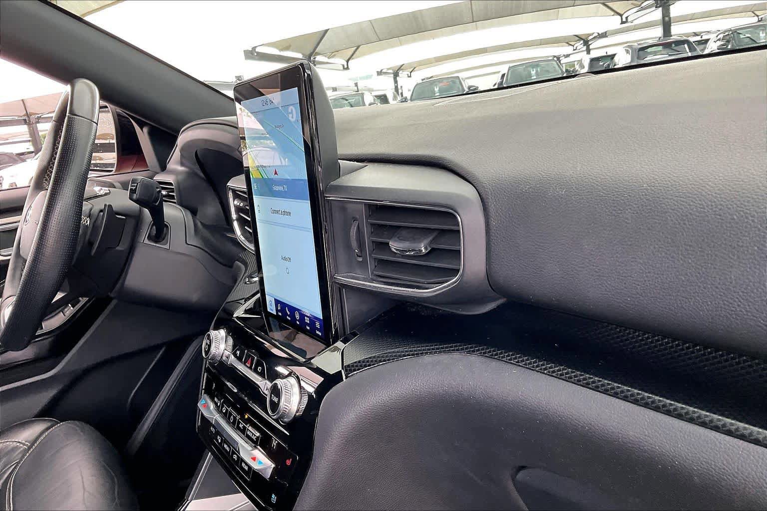 Used 2021 Ford Explorer ST w/ Equipment Group 401A AWD/4WD image 18