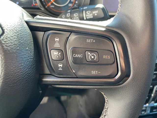 Used 2025 Jeep Wrangler Unlimited Rubicon w/ Steel Bumper Group image 31