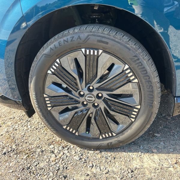 Used 2025 Nissan Murano Platinum w/ Cargo Package image 8