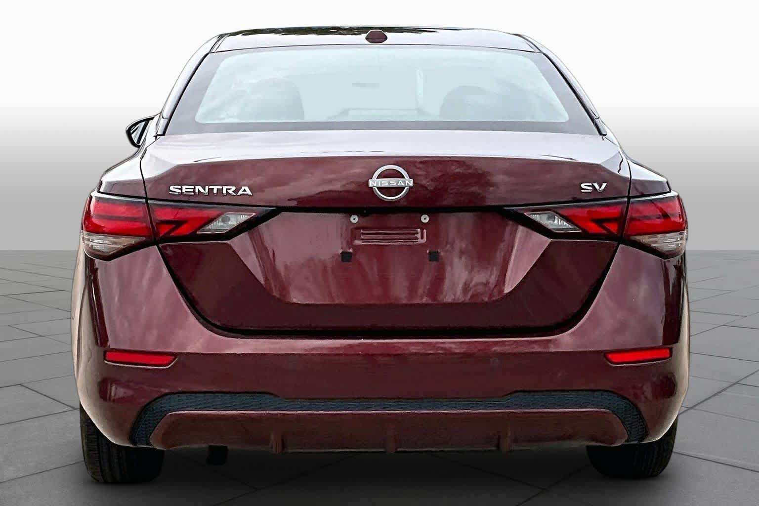 Used 2024 Nissan Sentra SV FWD image 5