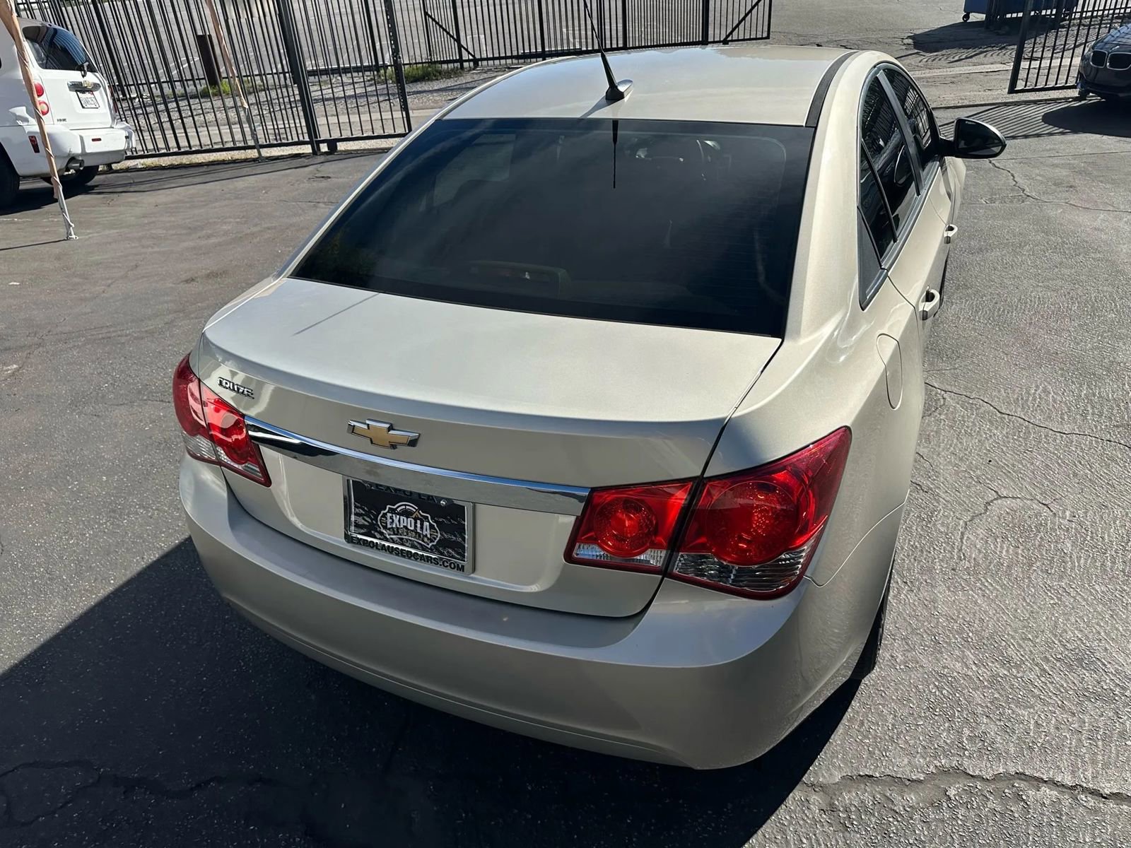 Used 2014 Chevrolet Cruze LS image 19