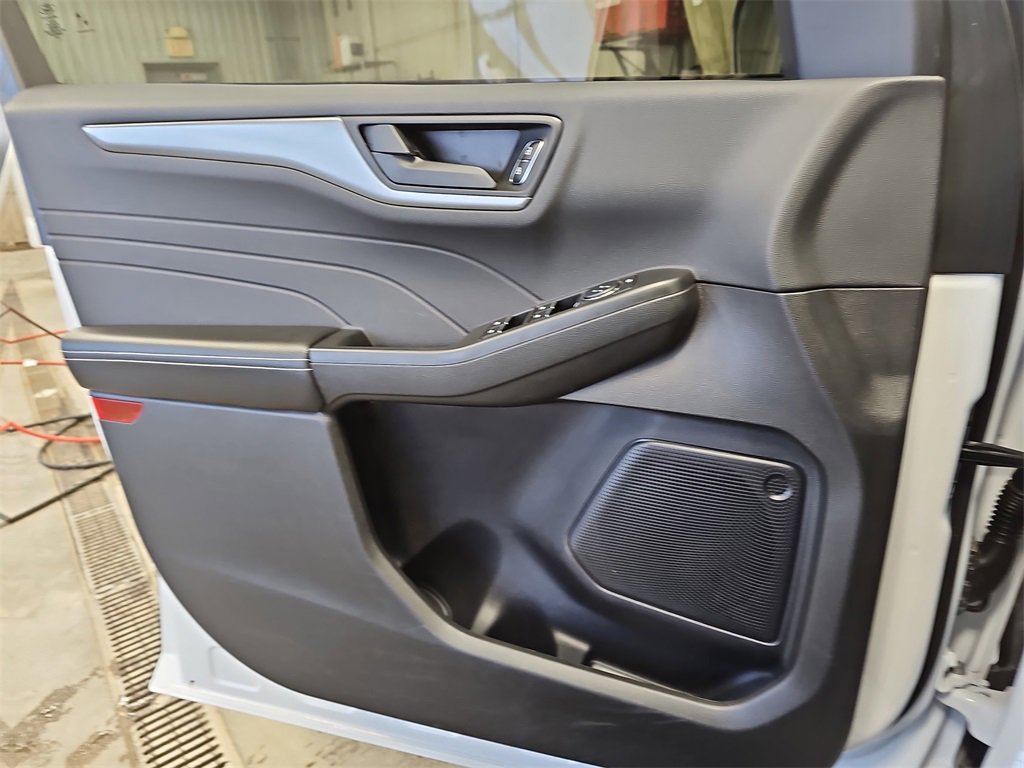 Used 2024 Ford Escape Active image 26