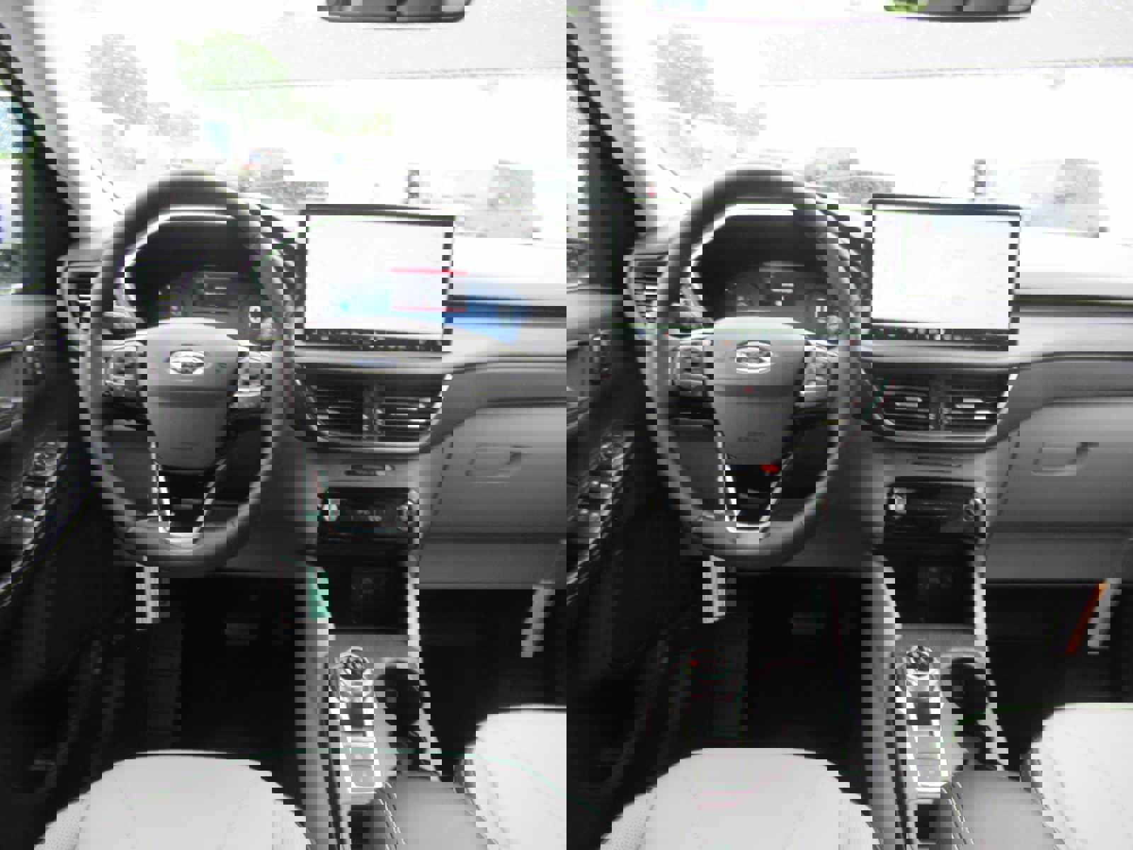 New 2025 Ford Escape SE w/ PHEV Premium Package image 14