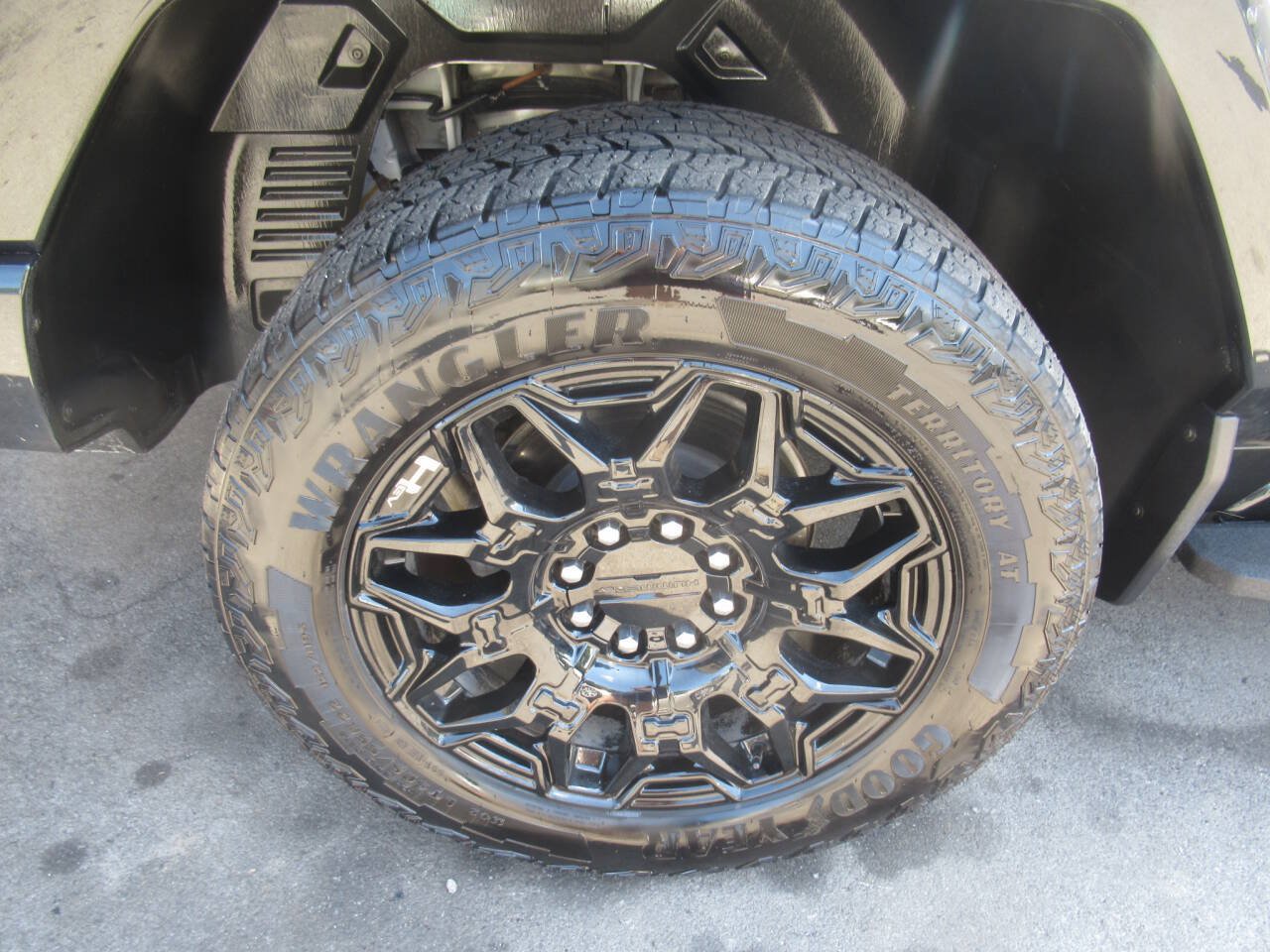 Used 2025 GMC Hummer EV 2X AWD/4WD image 20