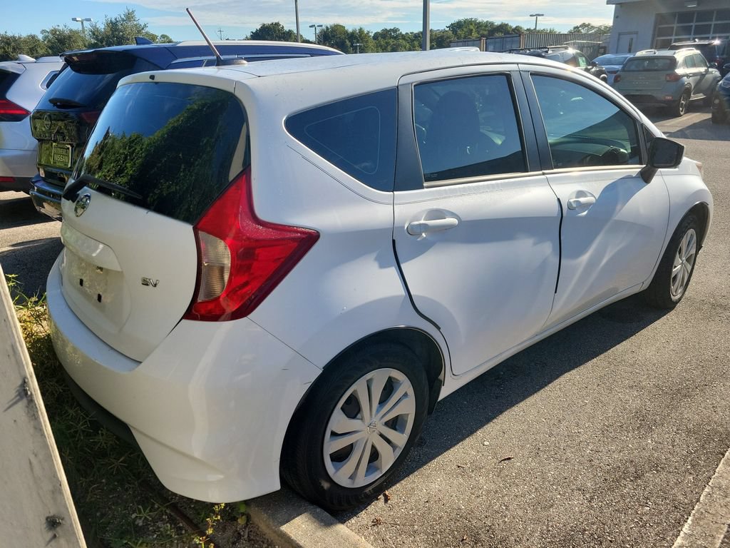 Used 2017 Nissan Versa Note SV FWD image 3