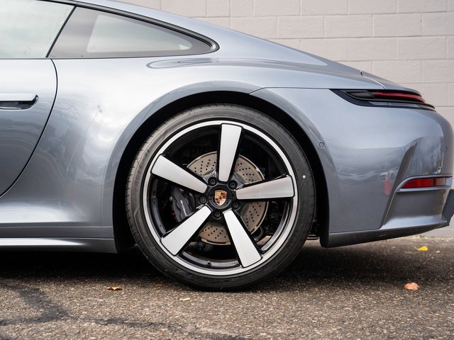 New 2026 Porsche 911 Carrera image 13