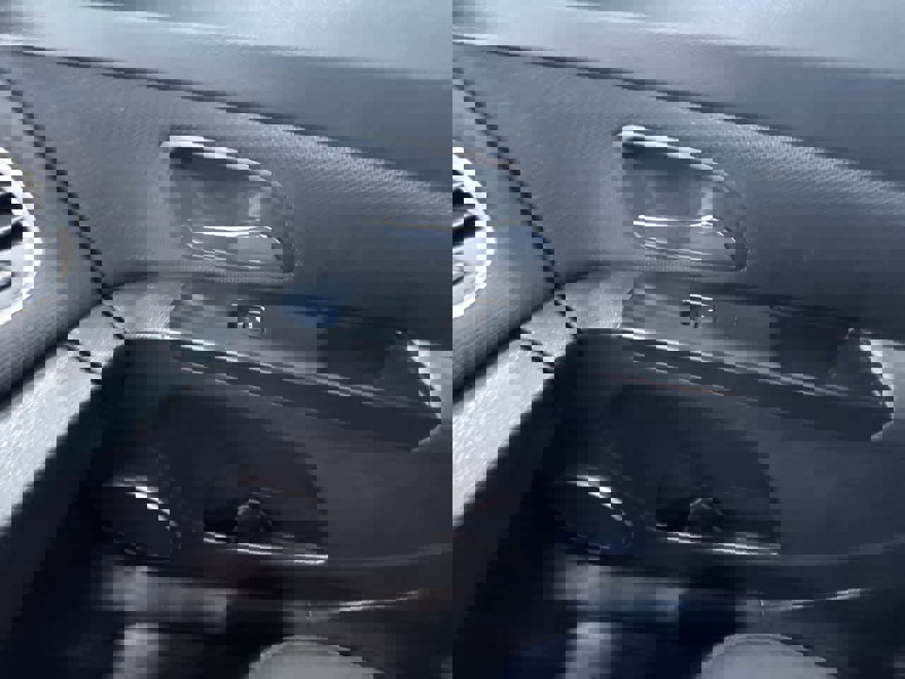 Used 2024 Chevrolet Trax RS w/ Driver Confidence Package image 32