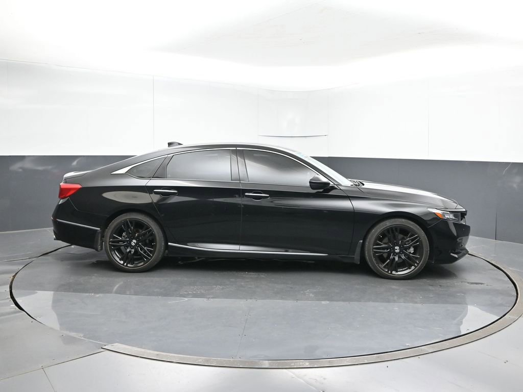 Used 2021 Honda Accord Touring image 6