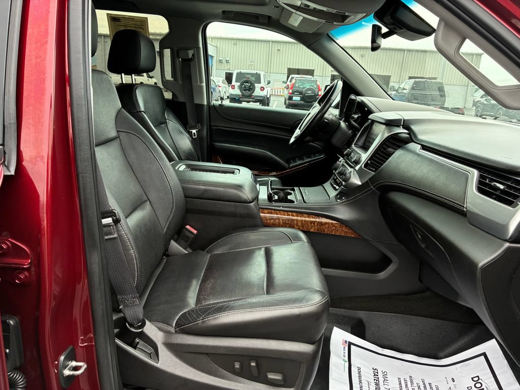 Used 2016 Chevrolet Tahoe LTZ AWD/4WD image 22