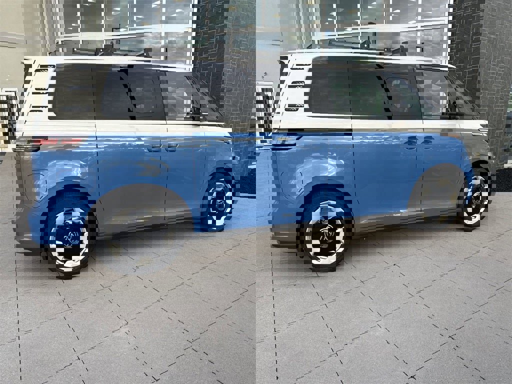 New 2025 Volkswagen ID. Buzz Pro S Plus image 4