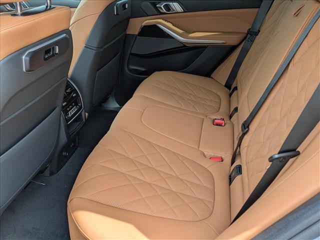 New 2026 BMW X5 xDrive40i w/ Climate Comfort Package AWD/4WD image 17