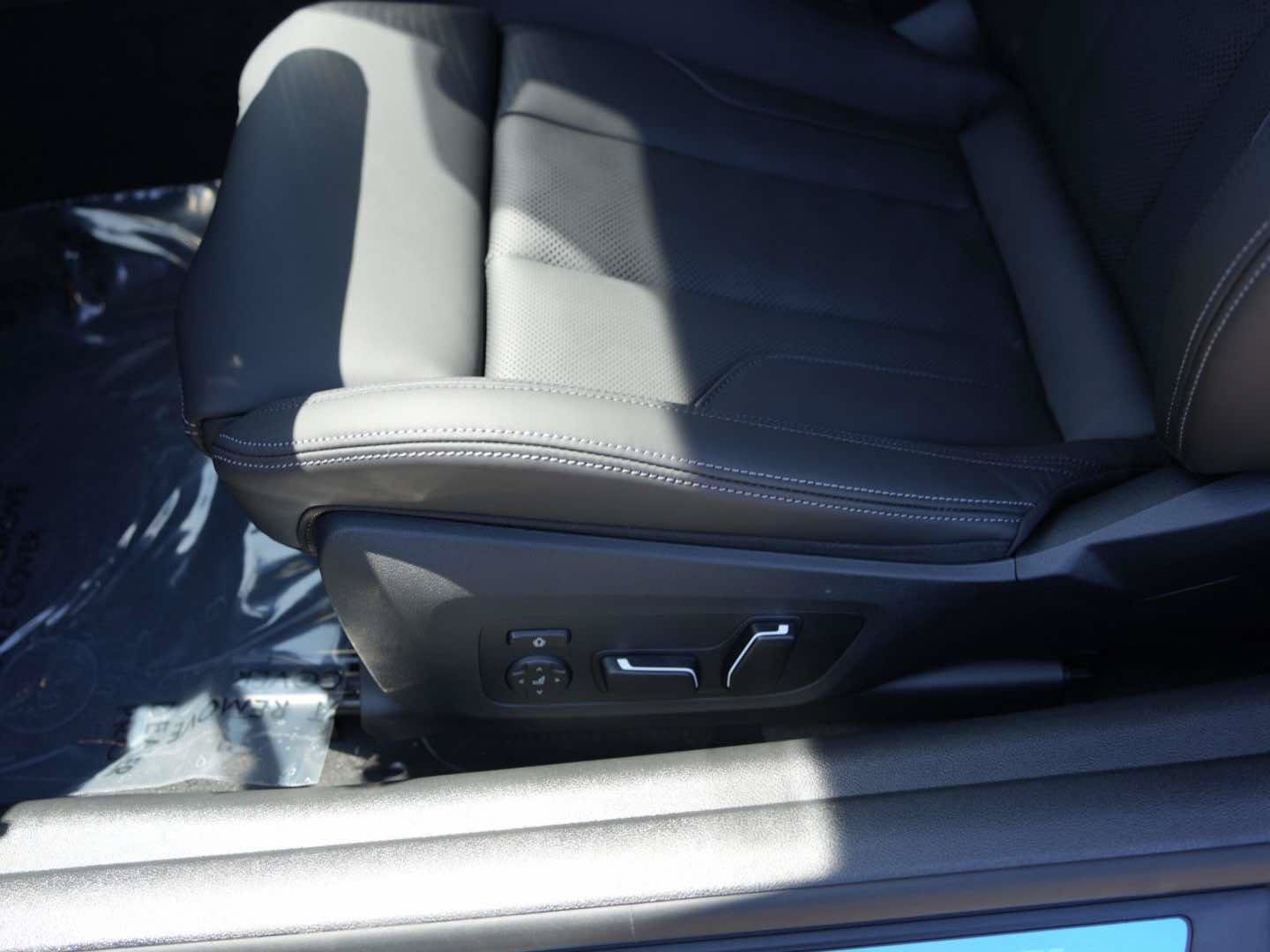 New 2026 BMW M4 Competition w/ M Carbon Exterior Package RWD image 10