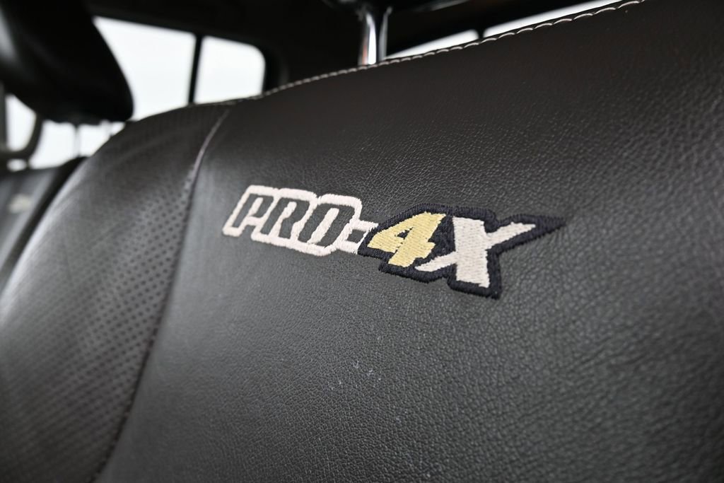 Used 2016 Nissan Frontier PRO-4X w/ Pro-4x Luxury Package AWD/4WD image 21