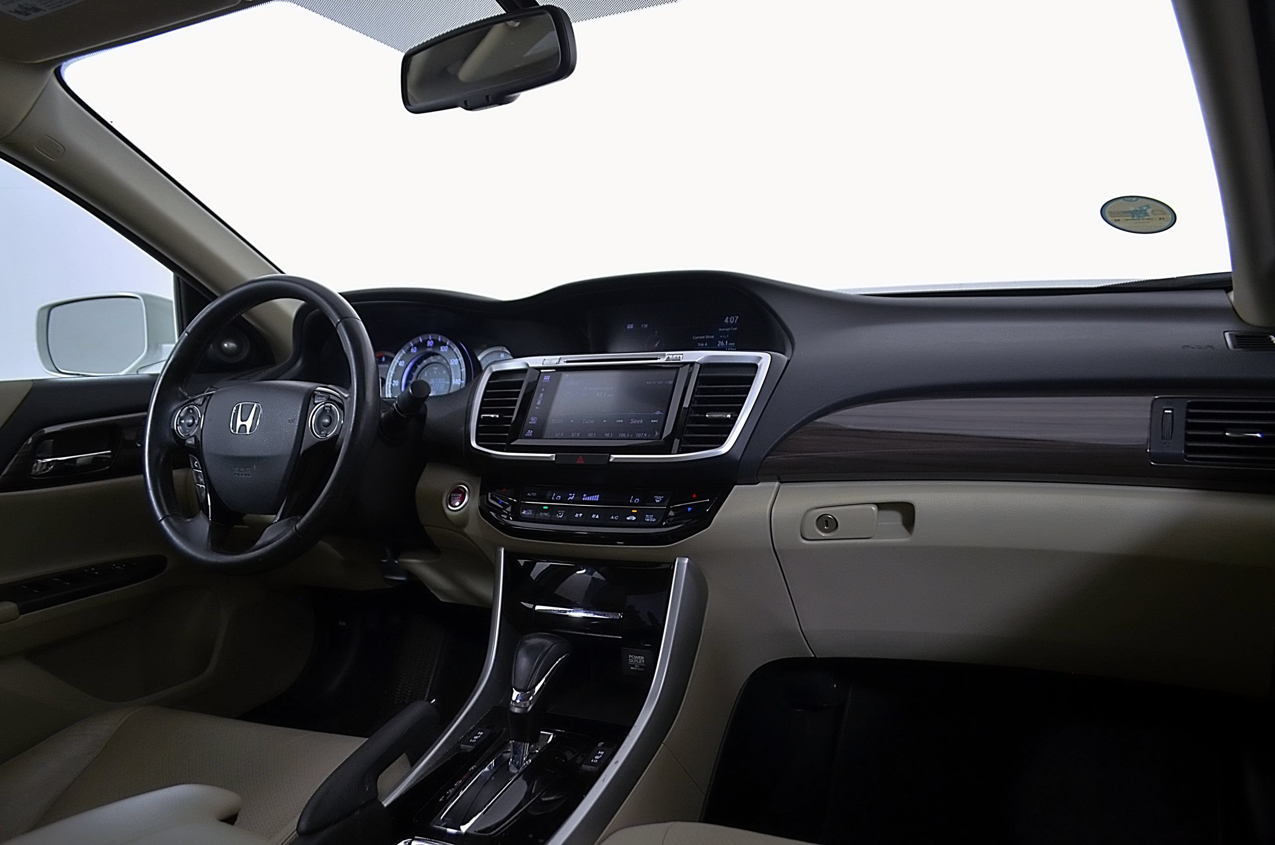 Used 2017 Honda Accord EX-L image 24