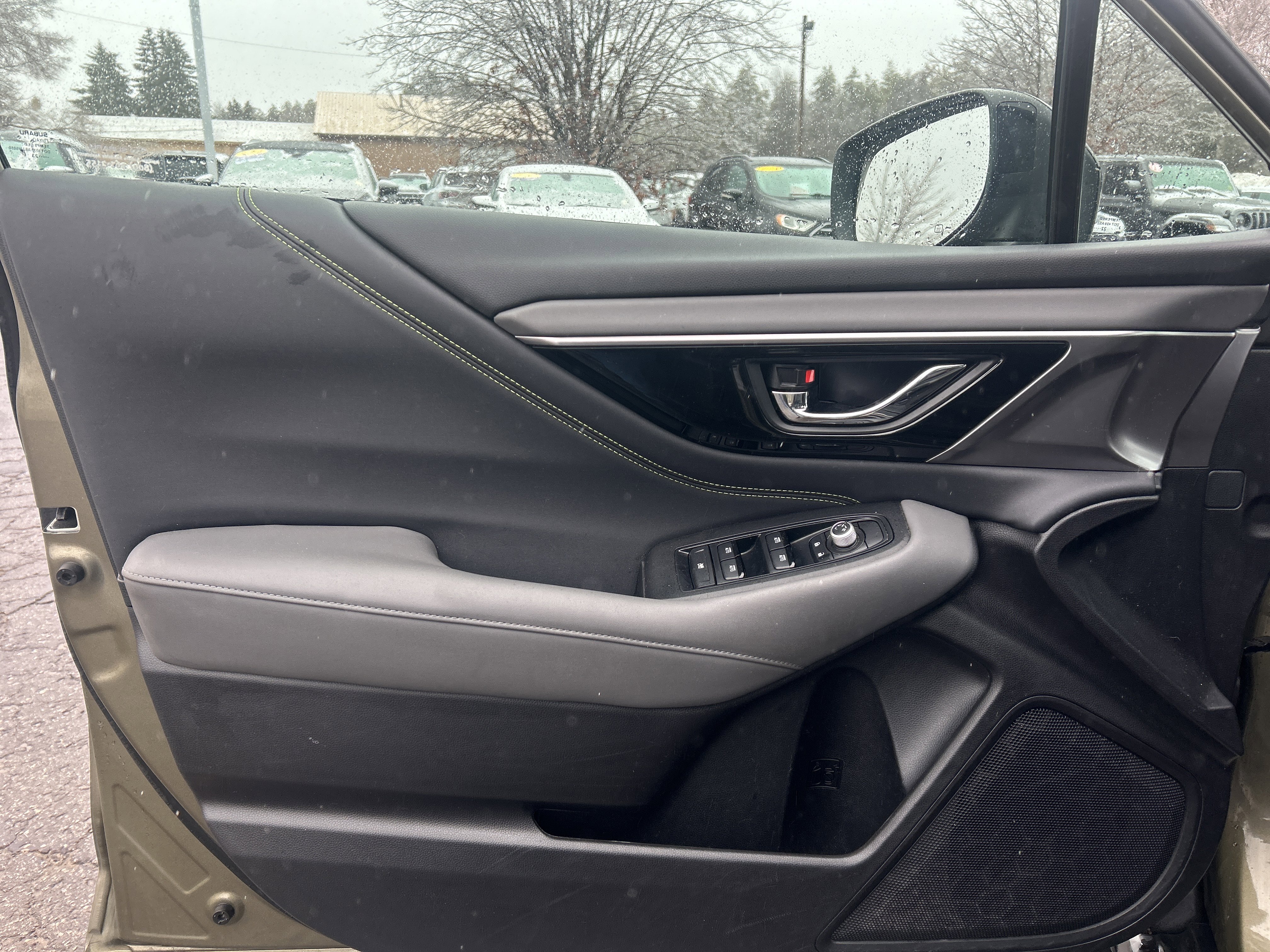 Used 2023 Subaru Outback Onyx Edition image 13