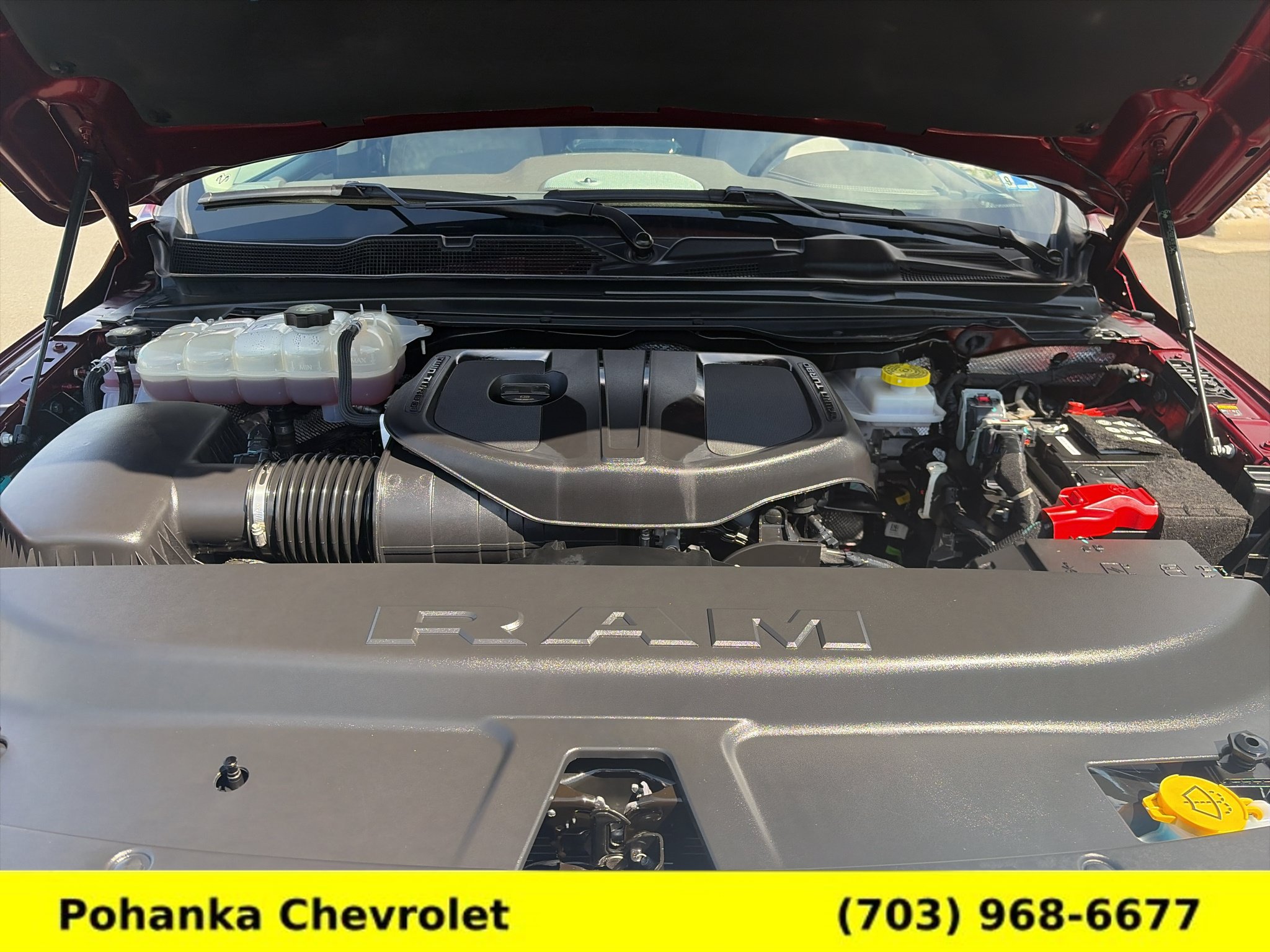 Used 2025 RAM 1500 Laramie AWD/4WD image 27