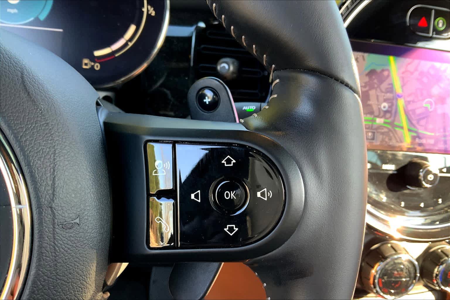 Used 2024 MINI Cooper S FWD image 23