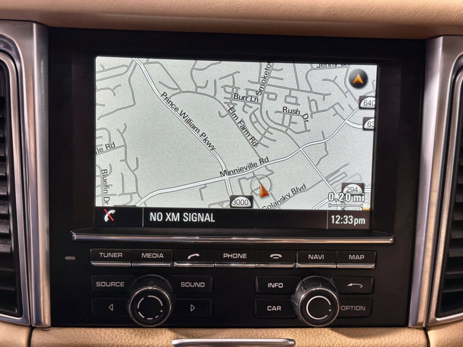 Used 2016 Porsche Macan S image 22