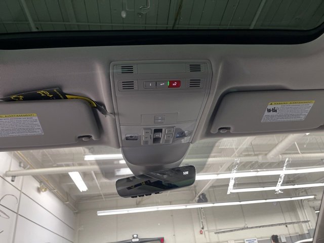 New 2026 Volkswagen Taos SE image 23