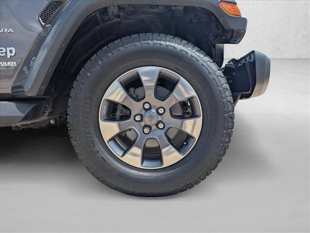 Used 2018 Jeep Wrangler Unlimited Sahara image 17