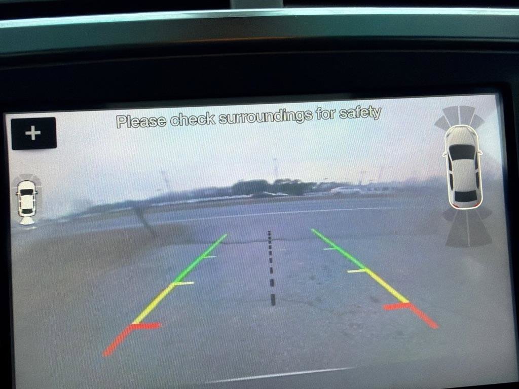 Used 2017 Ford Explorer Platinum image 22