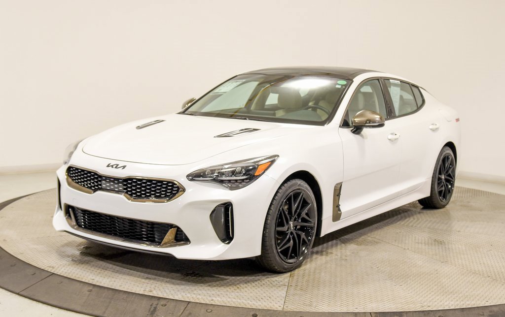 Used 2023 Kia Stinger GT-Line w/ Sun & Sound Package image 3